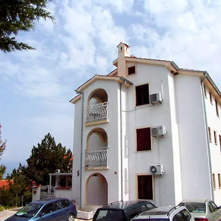 Lily Apartment *