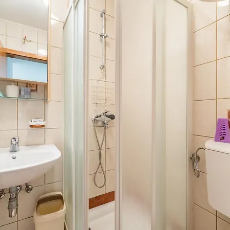 Lily Apartment